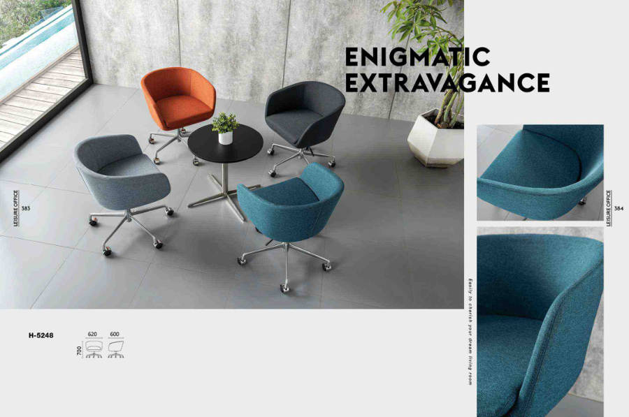 Lounge Chairs · 043
