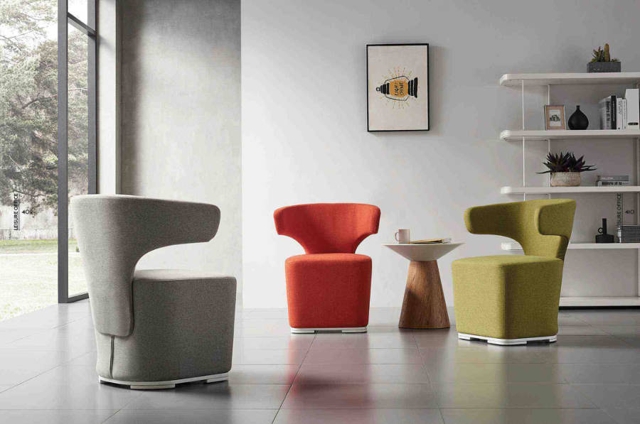 Lounge Chairs · 056