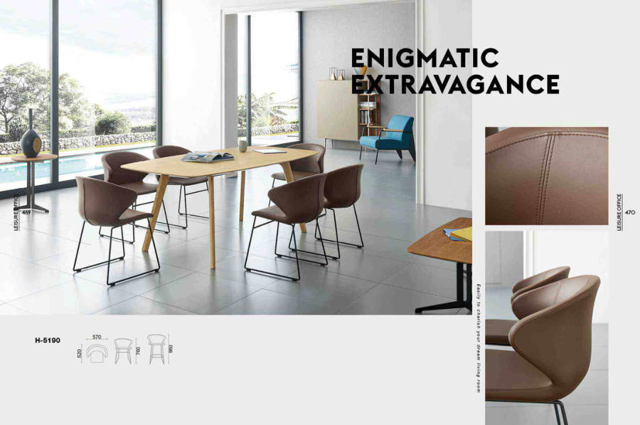 Lounge Chairs · 086