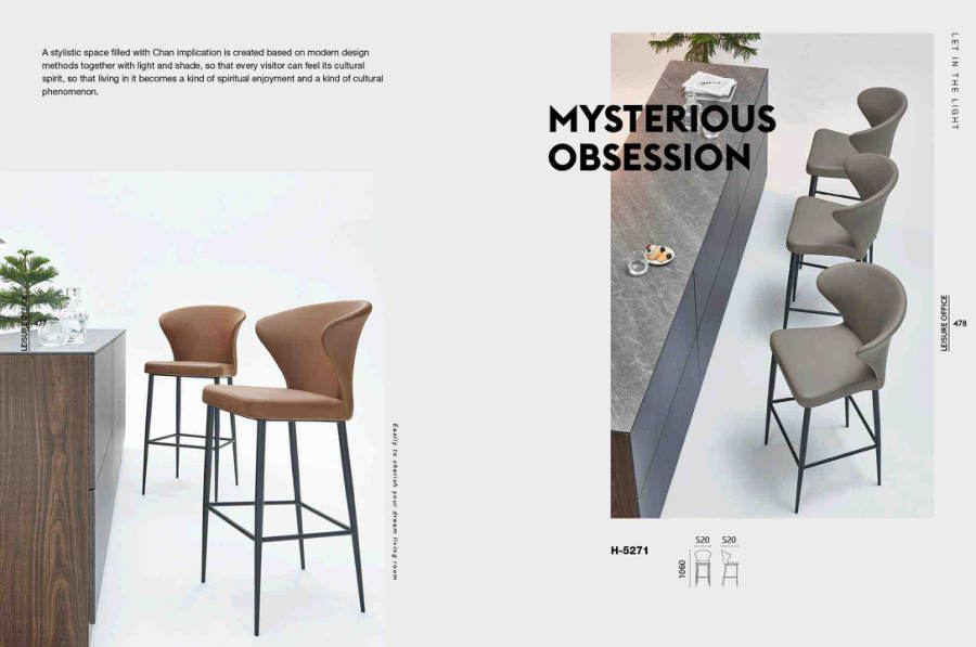 Lounge Chairs · 090